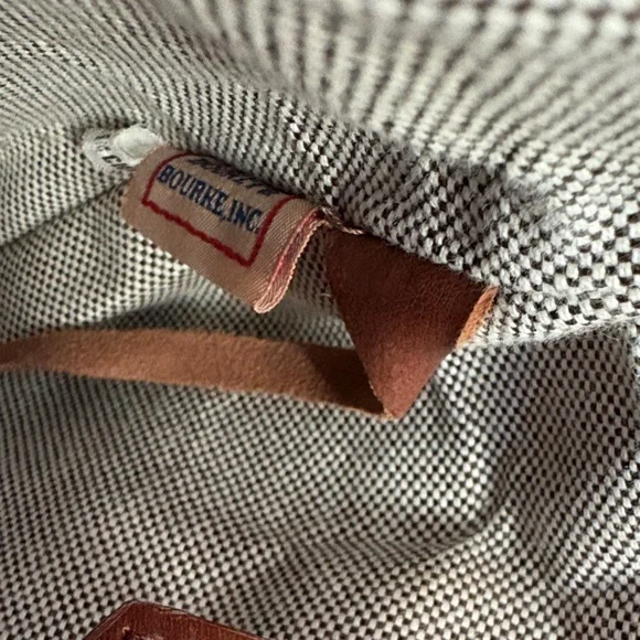 Dooney & Bourke Vibrant Green Mary Bag - Picture 9 of 10